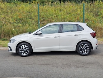 Used Volkswagen Polo 2024 for sale - 79433493: Photo
