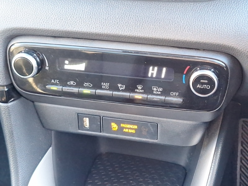 Used Toyota Yaris 2022 for sale - 76579133: Photo 12