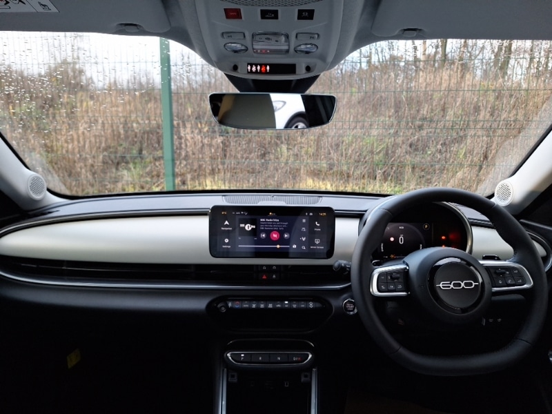 Used Fiat 600 2025 for sale - 76911657: Photo 2