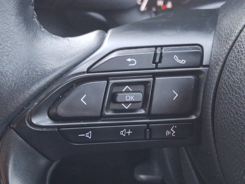 Used Mazda Mazda2 HYBRID 2024 for sale - 76779397: Photo 18