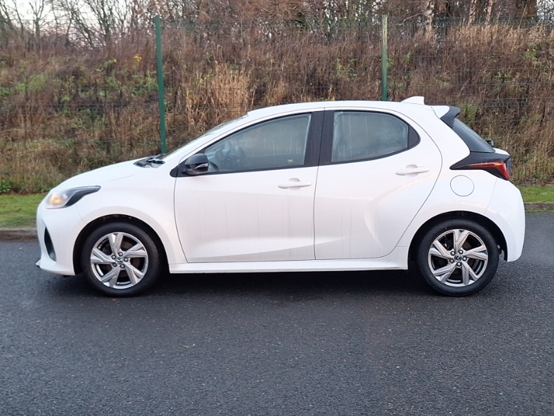 Used Mazda Mazda2 HYBRID 2024 for sale - 76779397: Photo 4