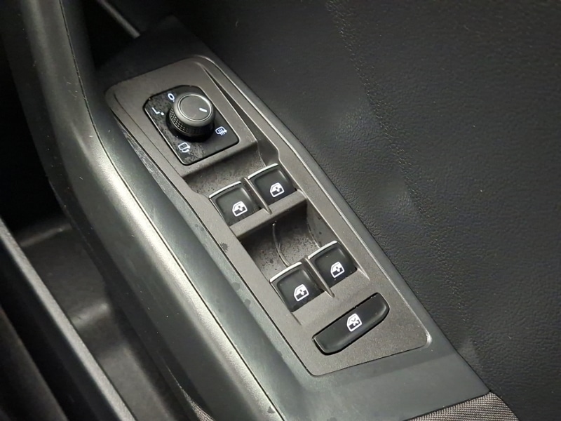 Used Volkswagen T-Roc 2019 for sale - 77751554: Photo 18