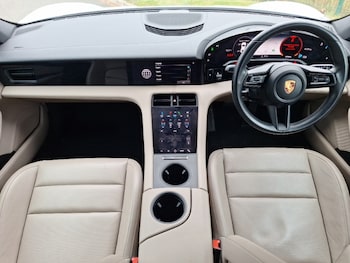 Used Porsche Taycan 2022 for sale - 77028510: Photo