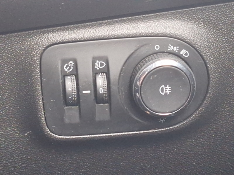 Used Vauxhall ADAM 2018 for sale - 76983426: Photo 17