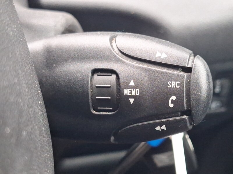 Used Citroen C3 Picasso 2017 for sale - 76478452: Photo 15