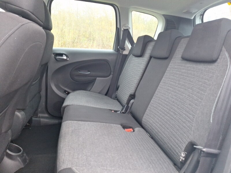 Used Citroen C3 Picasso 2017 for sale - 76478452: Photo 6