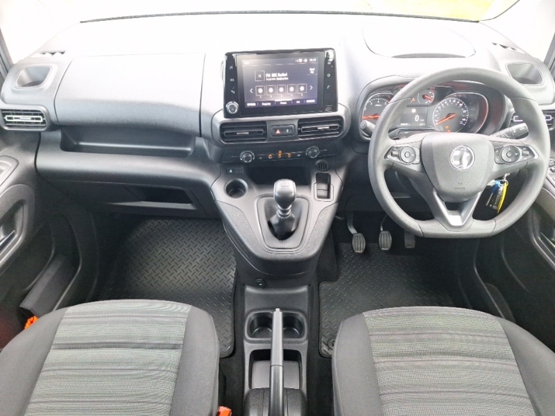Used Vauxhall Combo Life 2019 for sale - 77922737: Photo 2