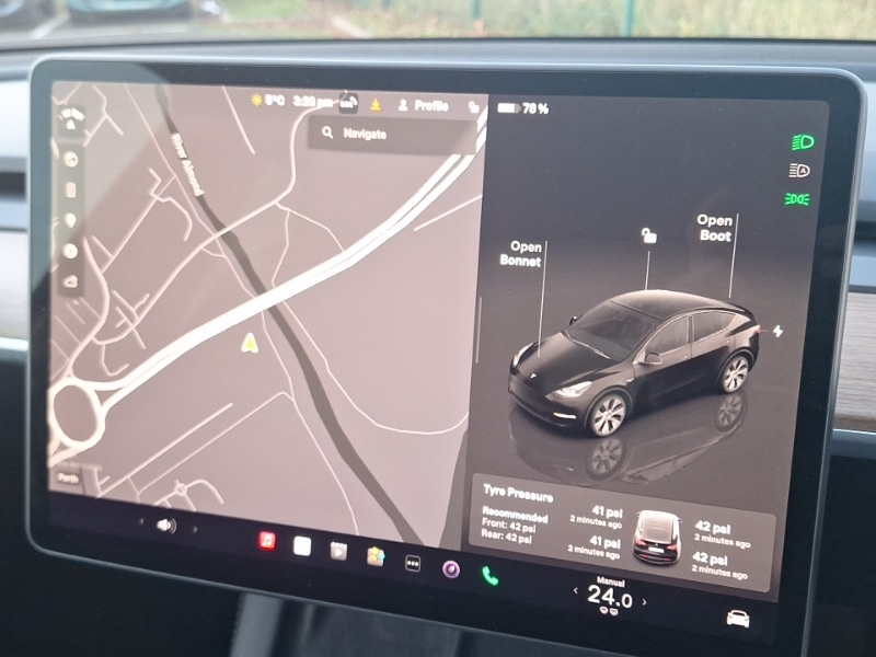 Used Tesla Model Y 2024 for sale - 76893847: Photo 10