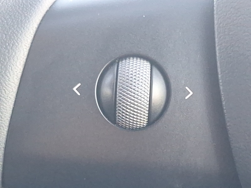 Used Tesla Model Y 2024 for sale - 76893847: Photo 19