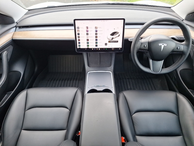 Used Tesla Model 3 2021 for sale - 76560378: Photo 2