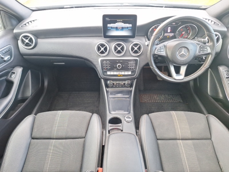 Used Mercedes-Benz A-Class 2018 for sale - 77922727: Photo 2