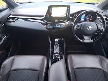 Used Toyota C-HR 2017 for sale - 77922733: Photo