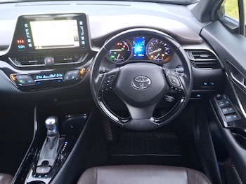 Used Toyota C-HR 2017 for sale - 77922733: Photo