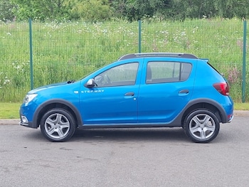 Used Dacia Sandero Stepway 2020 for sale - 78778438: Photo