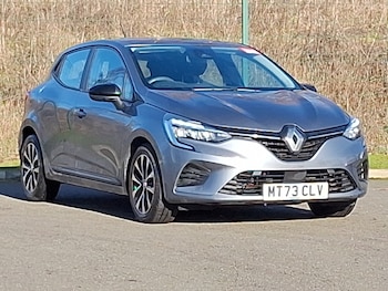 Used Renault Clio 2023 for sale - 77556268: Photo