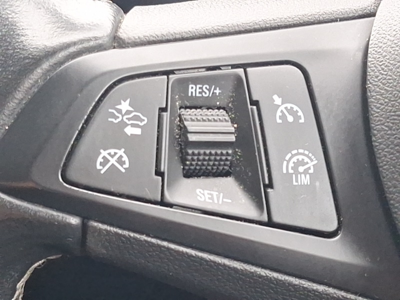 Used Vauxhall Astra 2018 for sale - 76397348: Photo 18