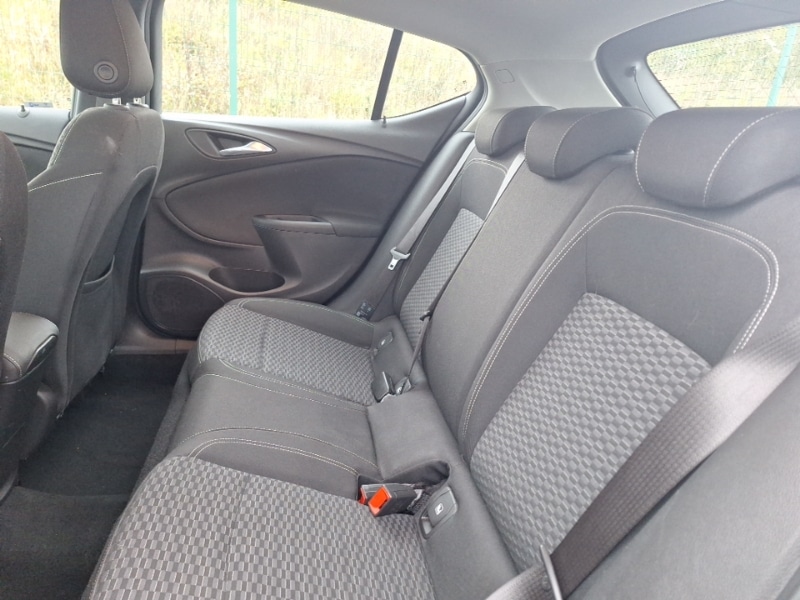 Used Vauxhall Astra 2018 for sale - 76397348: Photo 6