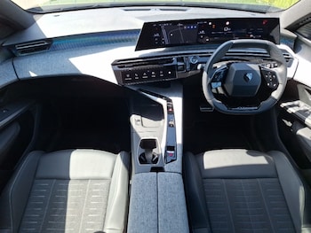 Used Peugeot 5008 2025 for sale - 78803420: Photo