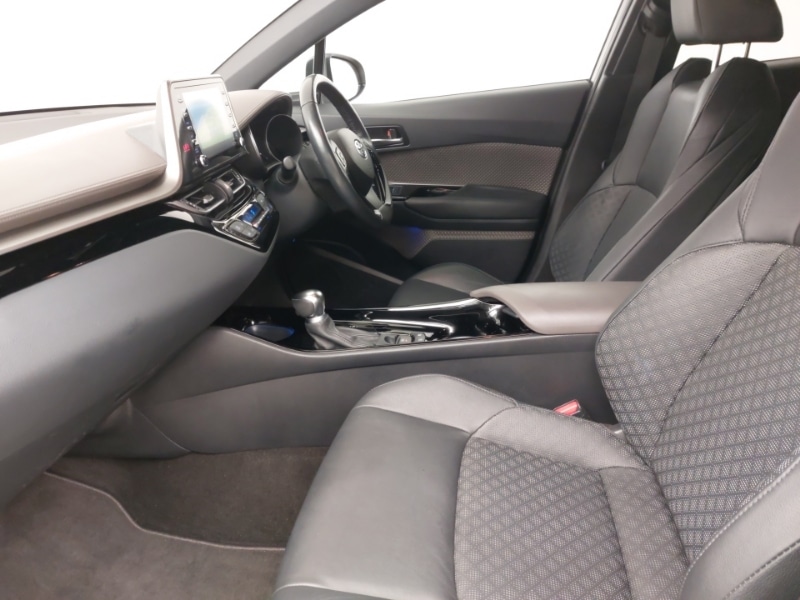 Used Toyota C-HR 2020 for sale - 77663892: Photo 5