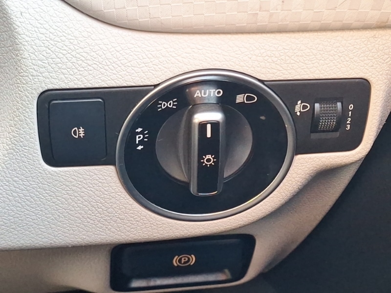 Used Mercedes-Benz A-Class 2017 for sale - 77168859: Photo 16