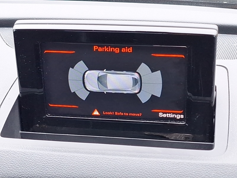 Used Audi Q3 2017 for sale - 77987976: Photo 11