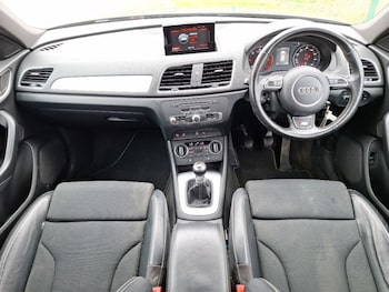 Used Audi Q3 2017 for sale - 77987976: Photo