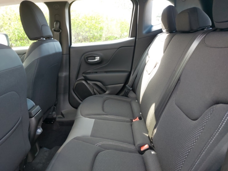 Used Jeep Renegade 2024 for sale - 76103467: Photo 6