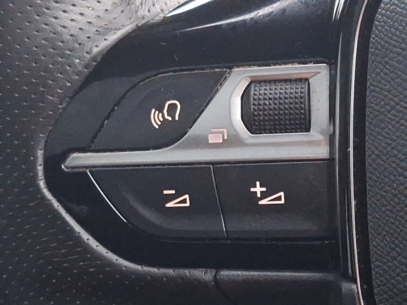 Used Peugeot 2008 2021 for sale - 77439155: Photo 18