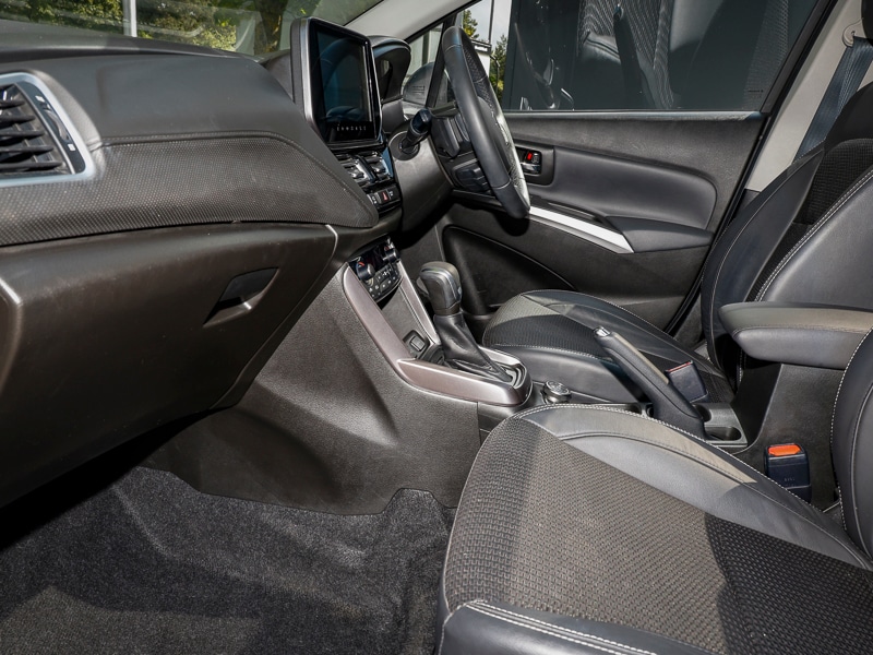 Used Suzuki SX4 S-Cross 2023 for sale - 77209457: Photo 2