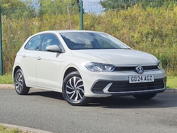 Used Volkswagen Polo 2024 for sale - 79624992: Photo