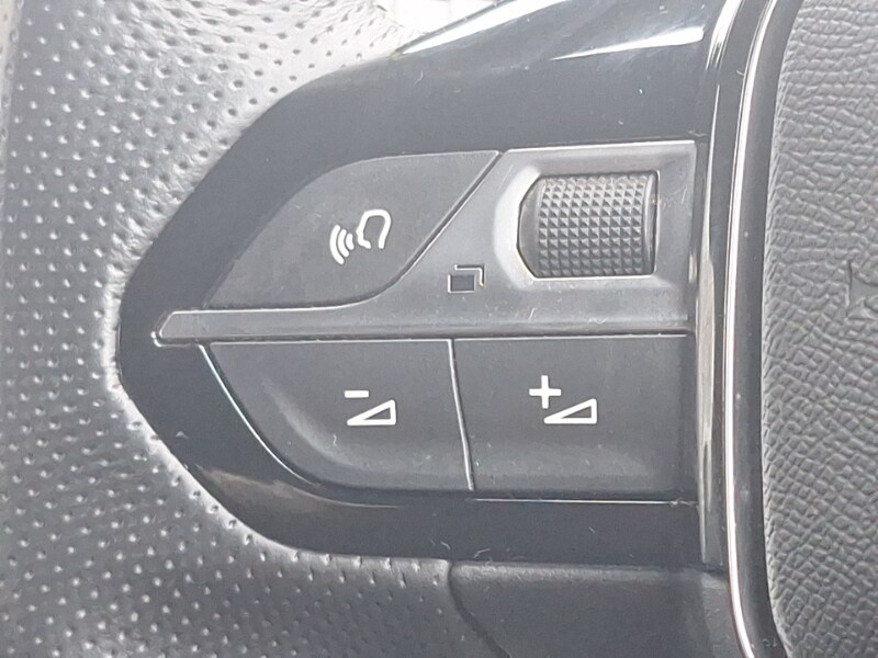 Used Peugeot 2008 2023 for sale - 77366087: Photo 18