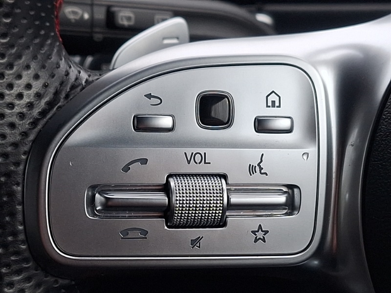 Used Mercedes-Benz EQB 2023 for sale - 78099343: Photo 18