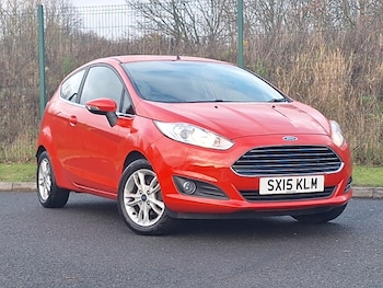 2015 - 1.0 Zetec 3dr