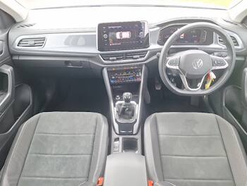 Used Volkswagen T-Roc 2023 for sale - 79536811: Photo