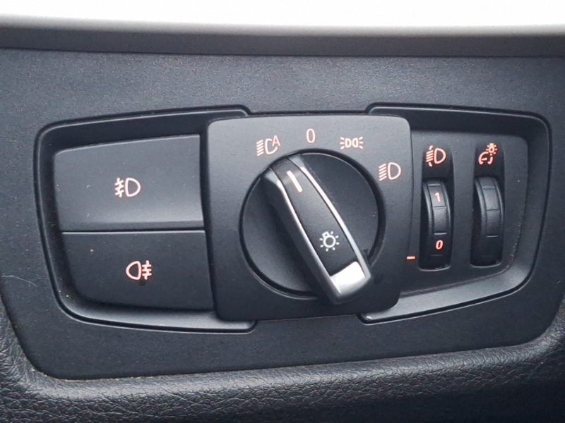 Used BMW 3 Series 2018 for sale - 77623188: Photo 17