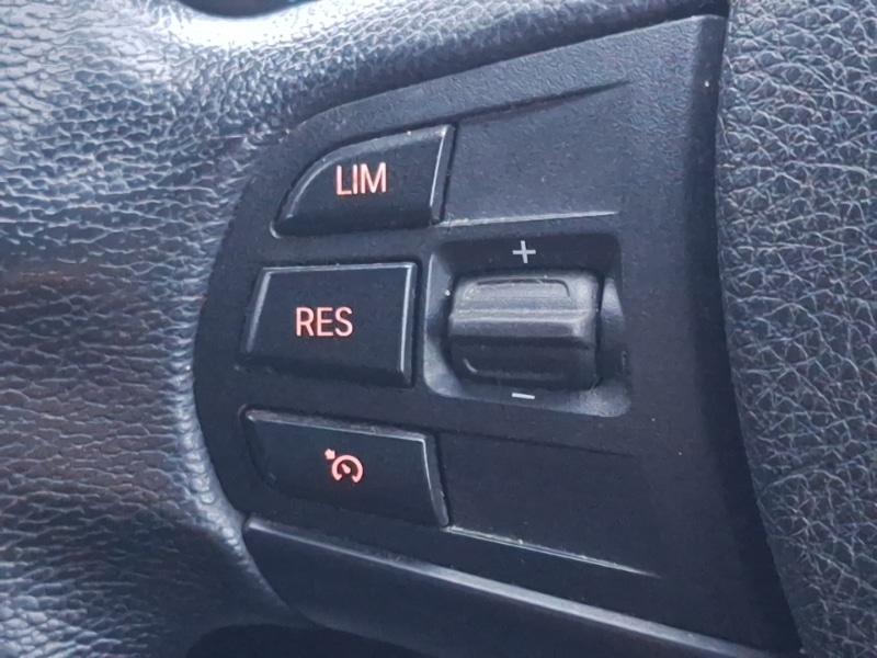 Used BMW 3 Series 2018 for sale - 77623188: Photo 18