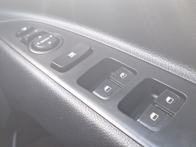 Used Kia Stonic 2023 for sale - 77933372: Photo 16