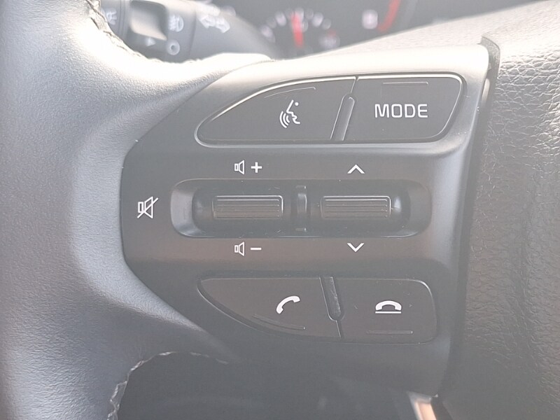 Used Kia Stonic 2023 for sale - 77933372: Photo 18