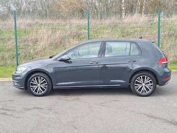 Used Volkswagen Golf 2018 for sale - 78298076: Photo