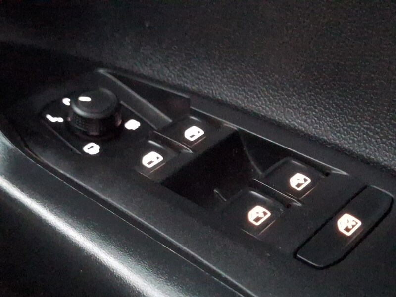 Used Volkswagen Polo 2023 for sale - 77338104: Photo 17