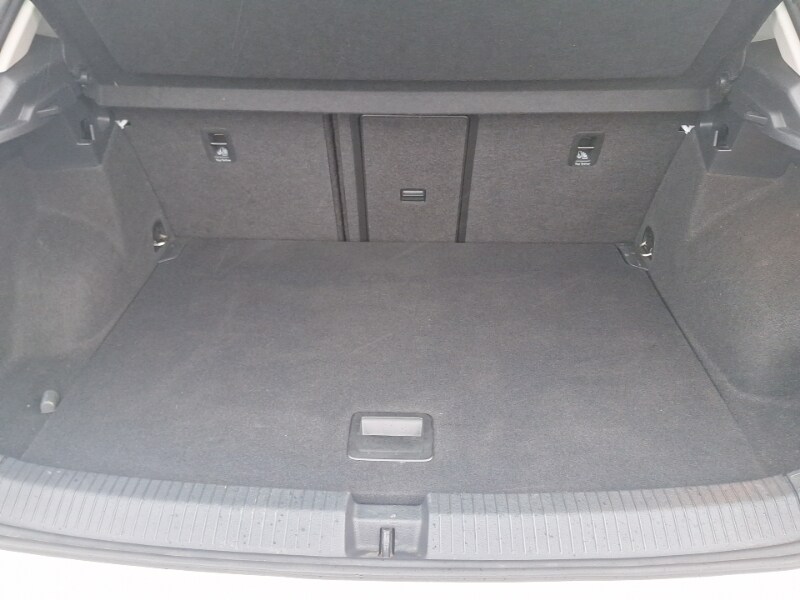 Used Volkswagen T-Roc 2018 for sale - 77448657: Photo 8