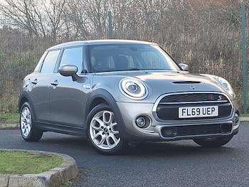 Used MINI Cooper 2019 for sale - 76779401: Photo