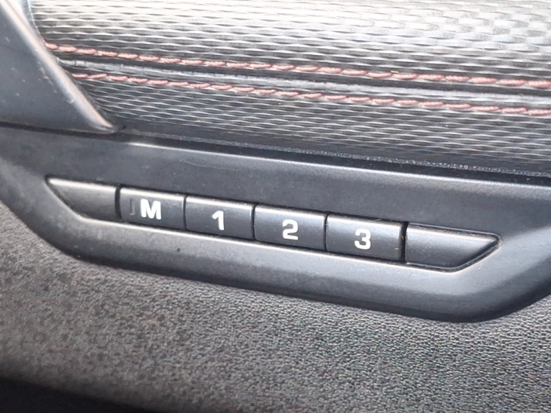 Used Land Rover Discovery Sport 2019 for sale - 77663882: Photo 16