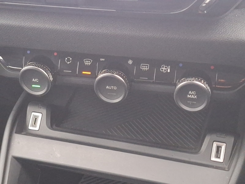 Used Citroen C4 2022 for sale - 77885721: Photo 13