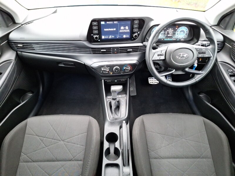 Used Hyundai BAYON 2023 for sale - 77035081: Photo 2