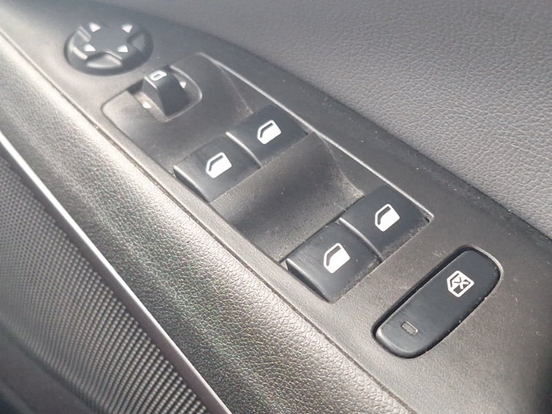 Used Vauxhall Crossland X 2017 for sale - 77284254: Photo 17