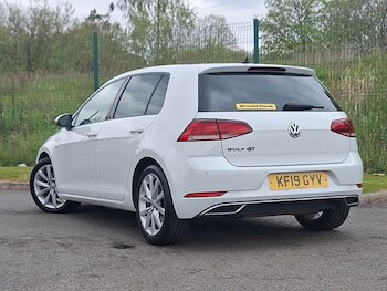 Used Volkswagen Golf 2019 for sale - 78440302: Photo