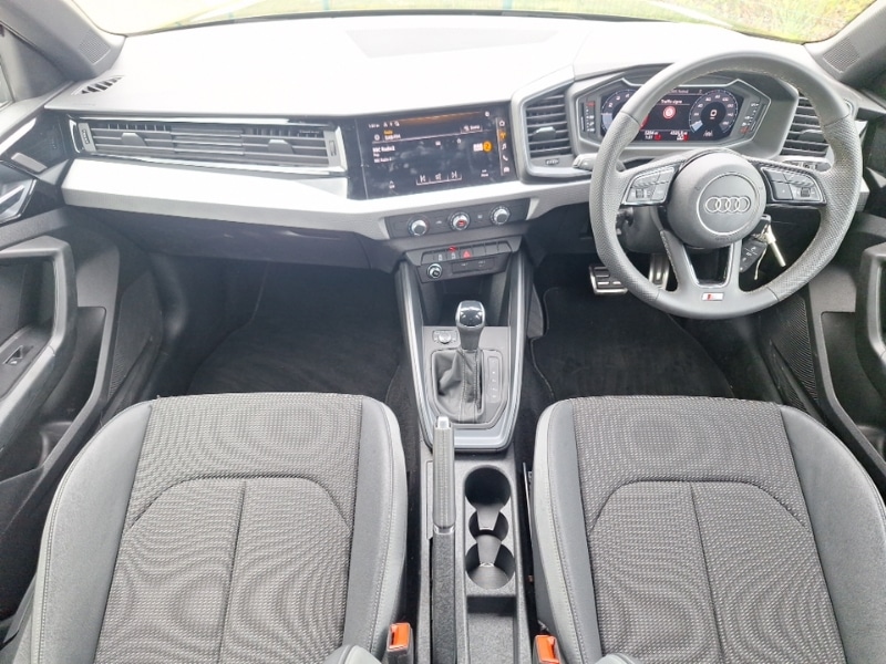 Used Audi A1 2024 for sale - 76630546: Photo 2