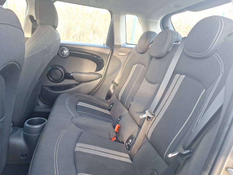 Used MINI Hatch 2019 for sale - 77947574: Photo 6