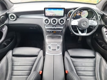 Used Mercedes-Benz GLC 2020 for sale - 75988784: Photo 2